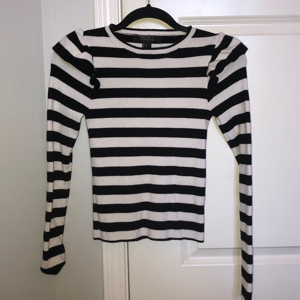 Black and white stripped long sleeve top
